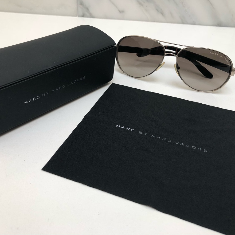 Marc Jacobs Aviator Sunglasses